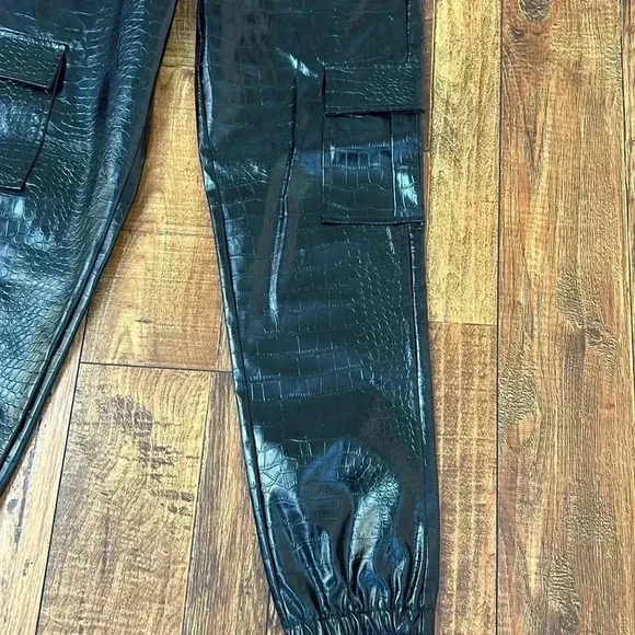 Jennifer Le Black Faux Leather Joggers S - Picture 9 of 11